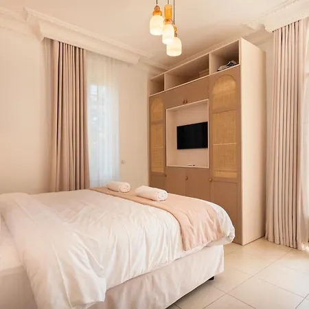 Luxueuse 7 Avec Piscine -