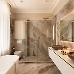 Vila Luxueuse 7 Avec Piscine -