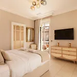Vila Luxueuse 7 Avec Piscine -
