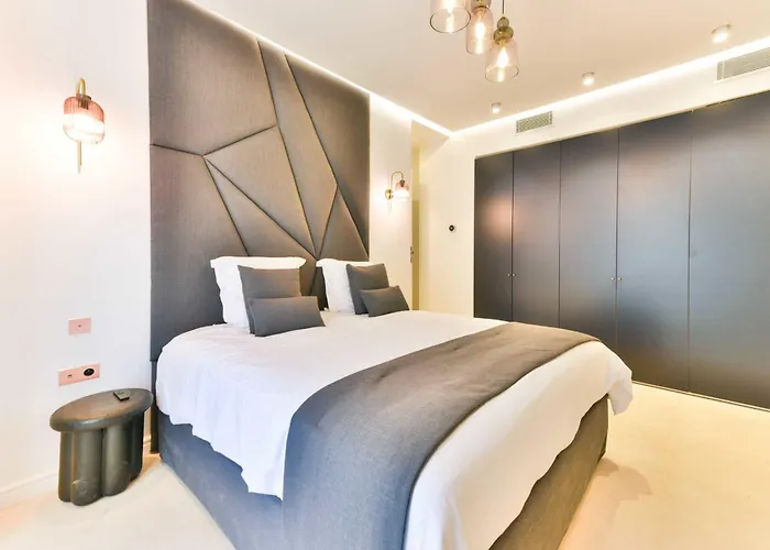 Luxueuse 7 Avec Piscine - Villa *