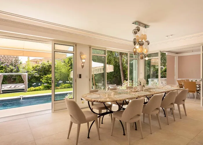 Villa Luxueuse 7 Avec Piscine - *